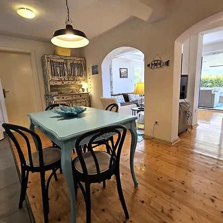 Apartmán Barbara With Sea View *