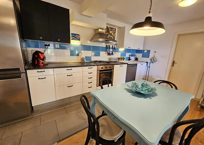 Barbara With Sea View Διαμέρισμα