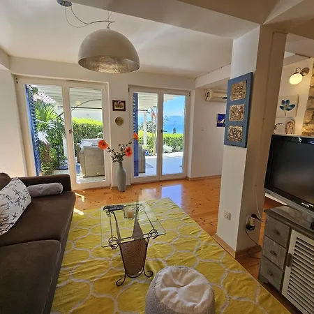 Barbara With Sea View Appartement Njivice