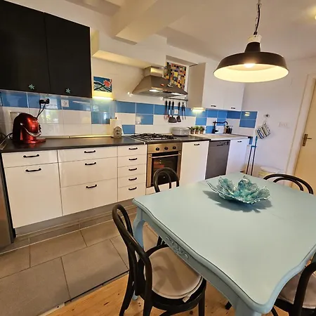 Barbara With Sea View Appartement